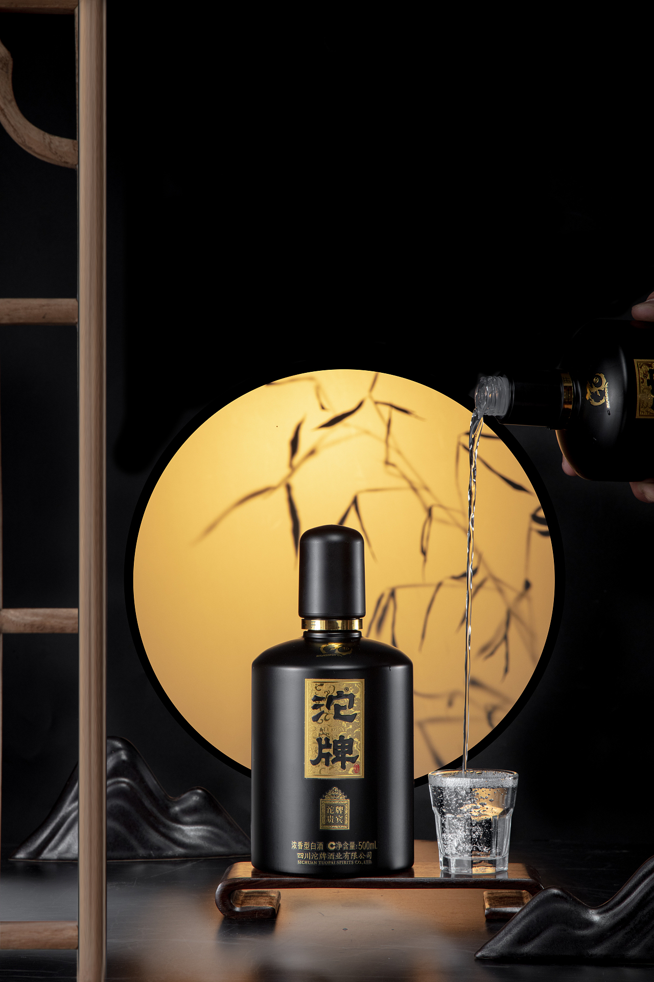 白酒摄影（图ZMjkyOTU1Mjg0） - 产品摄影 - 站酷设计师禾未摄影原创素材 - 站酷ZCOOL
