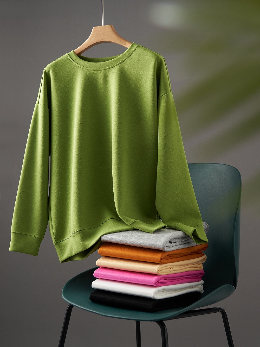 2021年电商女装T恤平铺创意拍摄客片