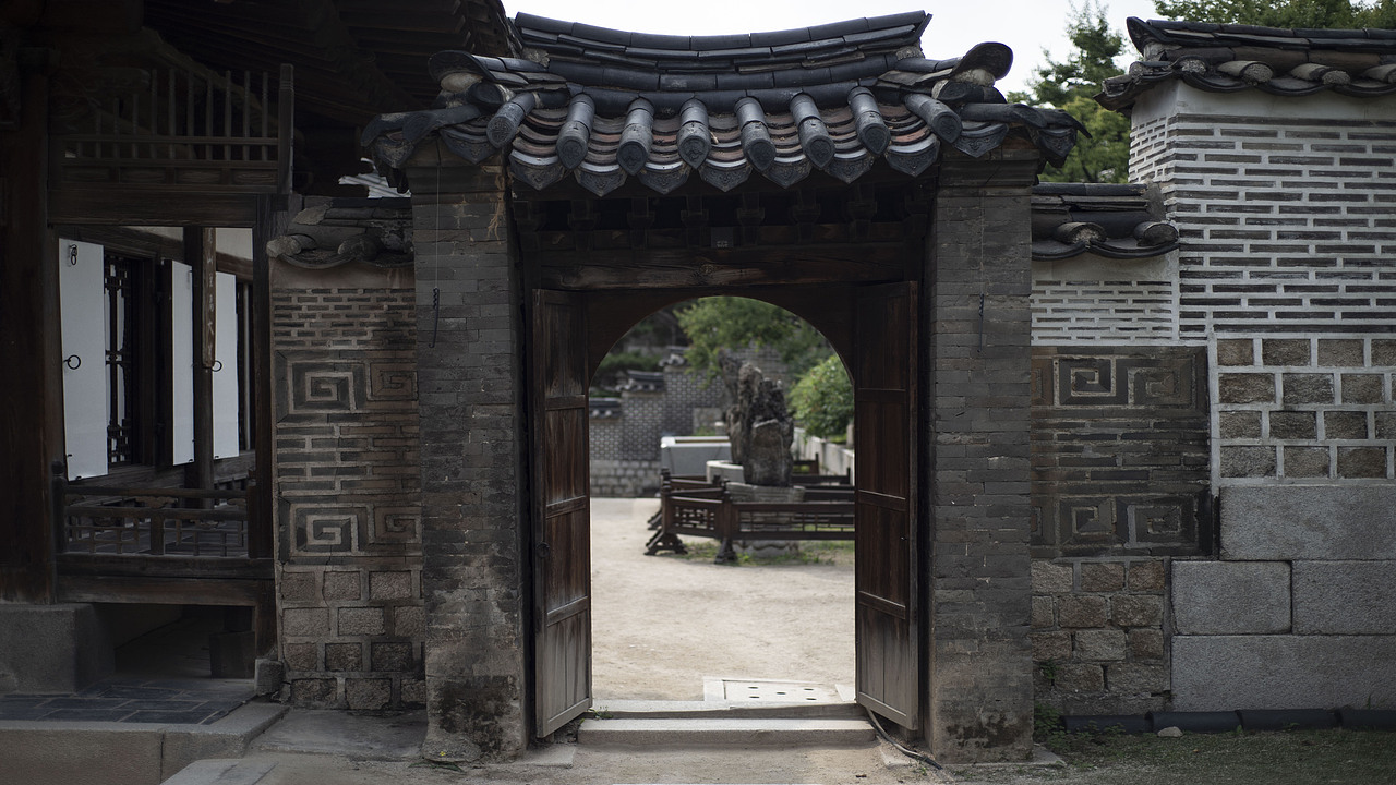 Korea trip_Seoul(Changgyeonggung Palace)(人物編)（图ZMjQxMjIwNTIw） - 风光摄影 - 站酷设计师omamahk原创素材 - 站酷ZCOOL