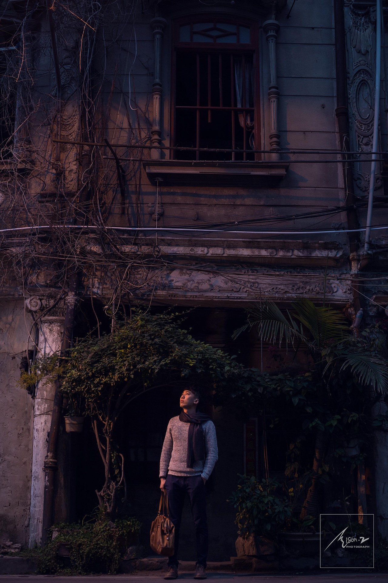 夜色（图ZNDIyMjkwMjQ=） - 人像摄影 - 站酷设计师LisonZ原创素材 - 站酷ZCOOL