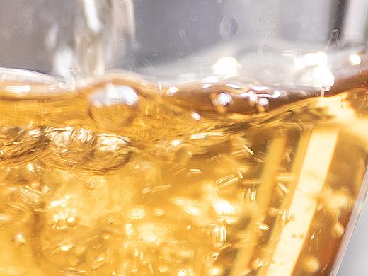 冰岛——茶汤荡漾着柔美诗意