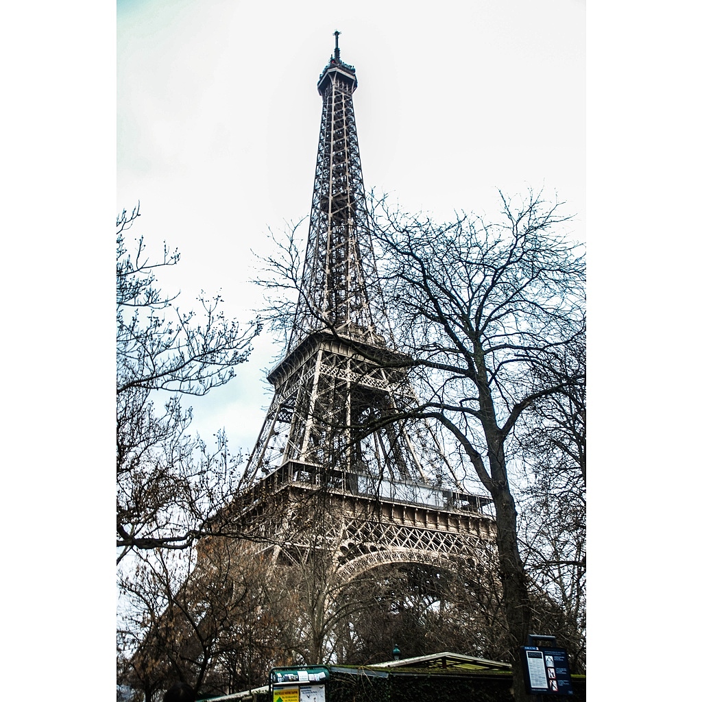 巴黎铁塔