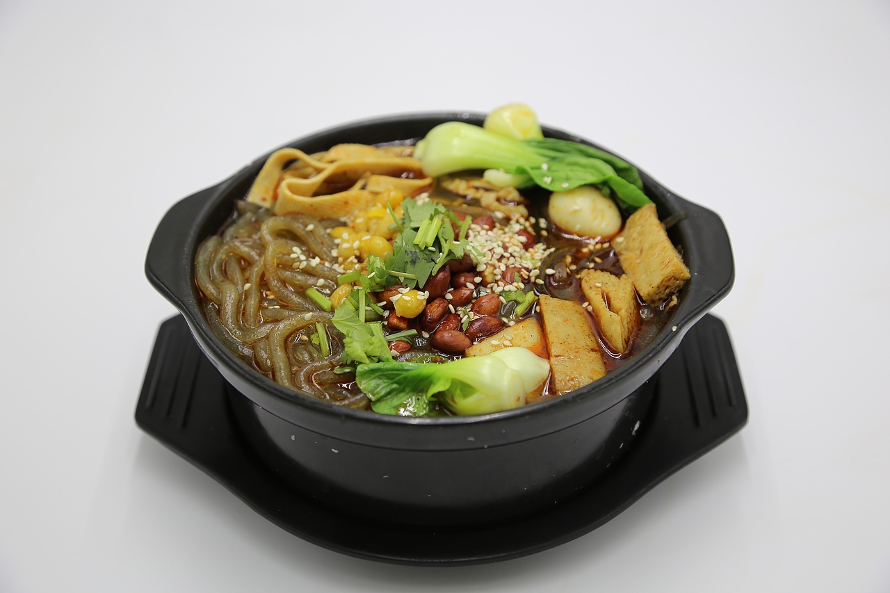 家门口的麻味凉皮/美食摄影/凉皮/餐饮/食物（图ZNDgwOTg4MDA=） - 产品摄影 - 站酷设计师飞度视觉的强原创素材 - 站酷ZCOOL