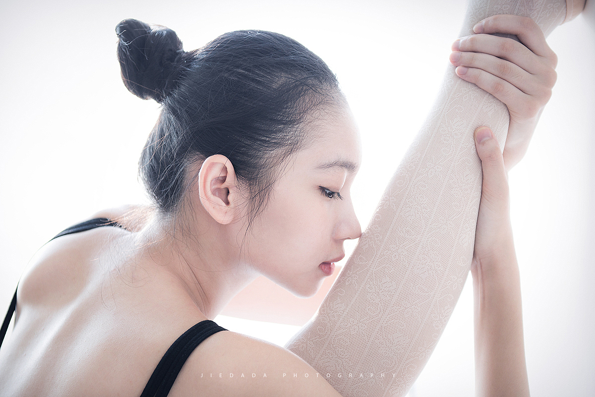 芭蕾少女（图ZMjQyMTU4NDg=） - 人像摄影 - 站酷设计师jiedada原创素材 - 站酷ZCOOL