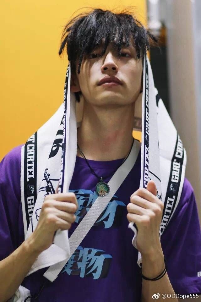 addzn的个人主页（背景预览） - 主页背景设置 - 站酷设计师addzn原创素材 - 站酷ZCOOL