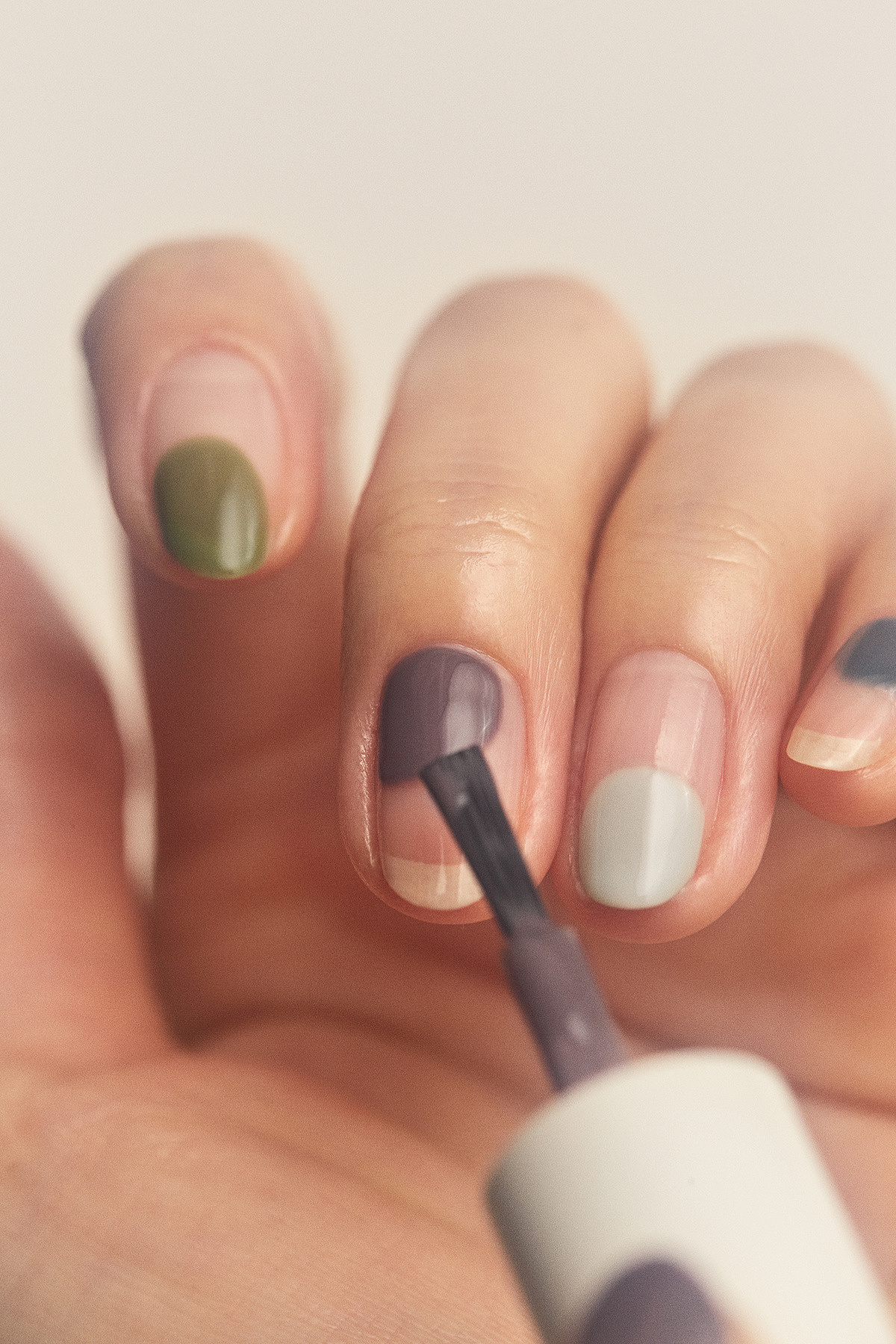 產(chǎn)品拍攝丨指甲油（圖ZMjk4NDIyNTUy） - 產(chǎn)品攝影 - 站酷設(shè)計師MLKTEA攝影原創(chuàng)素材 - 站酷ZCOOL