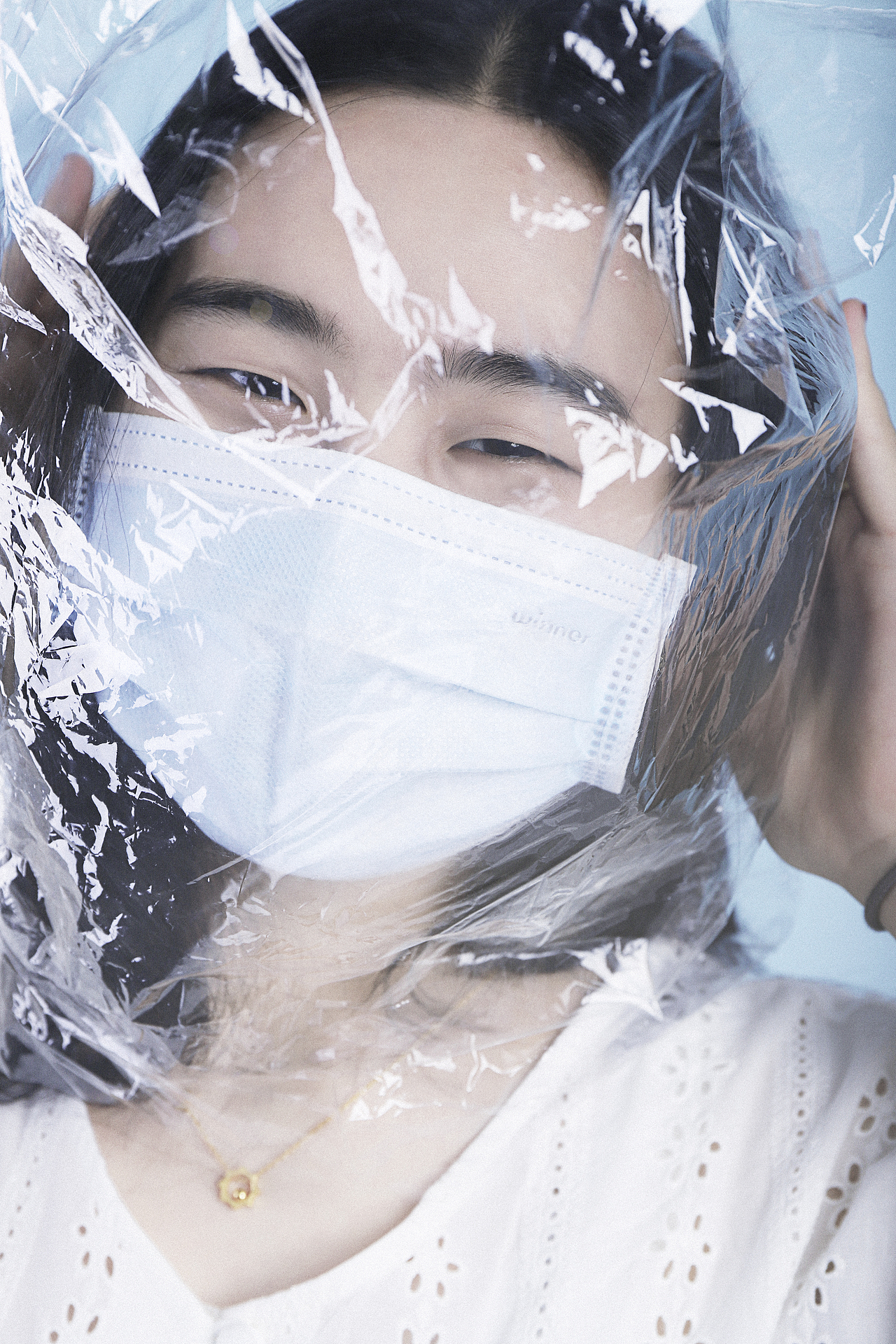 带着口罩拍一组照片