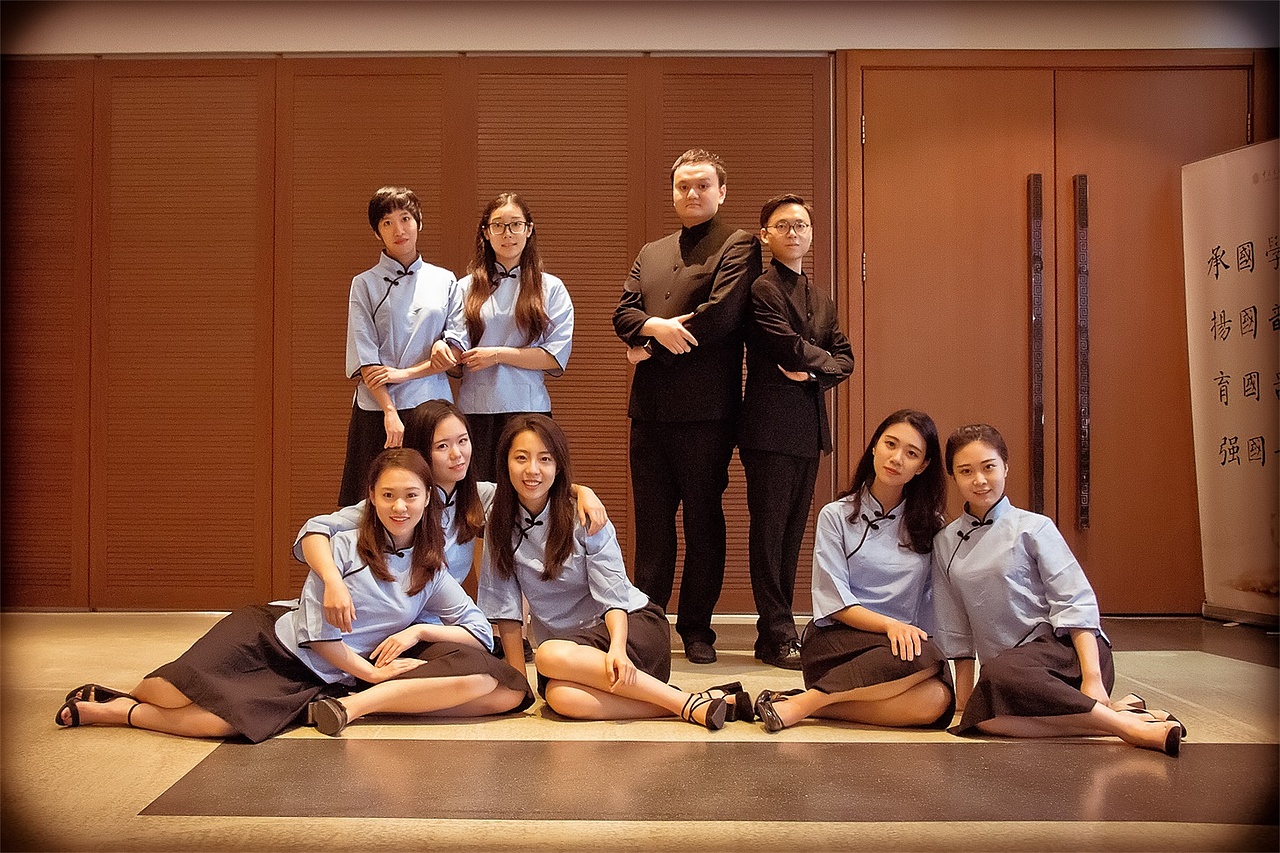 毕业季-国音9人组（图ZODg1NDE4NTI=） - 人像摄影 - 站酷设计师王小花儿FLOWER原创素材 - 站酷ZCOOL