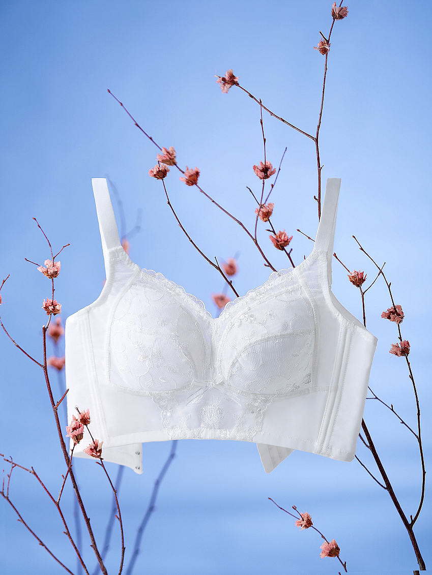 內(nèi)衣拍攝｜與花（圖ZMzEzOTk0MjM2） - 產(chǎn)品攝影 - 站酷設(shè)計師尋類格子原創(chuàng)素材 - 站酷ZCOOL