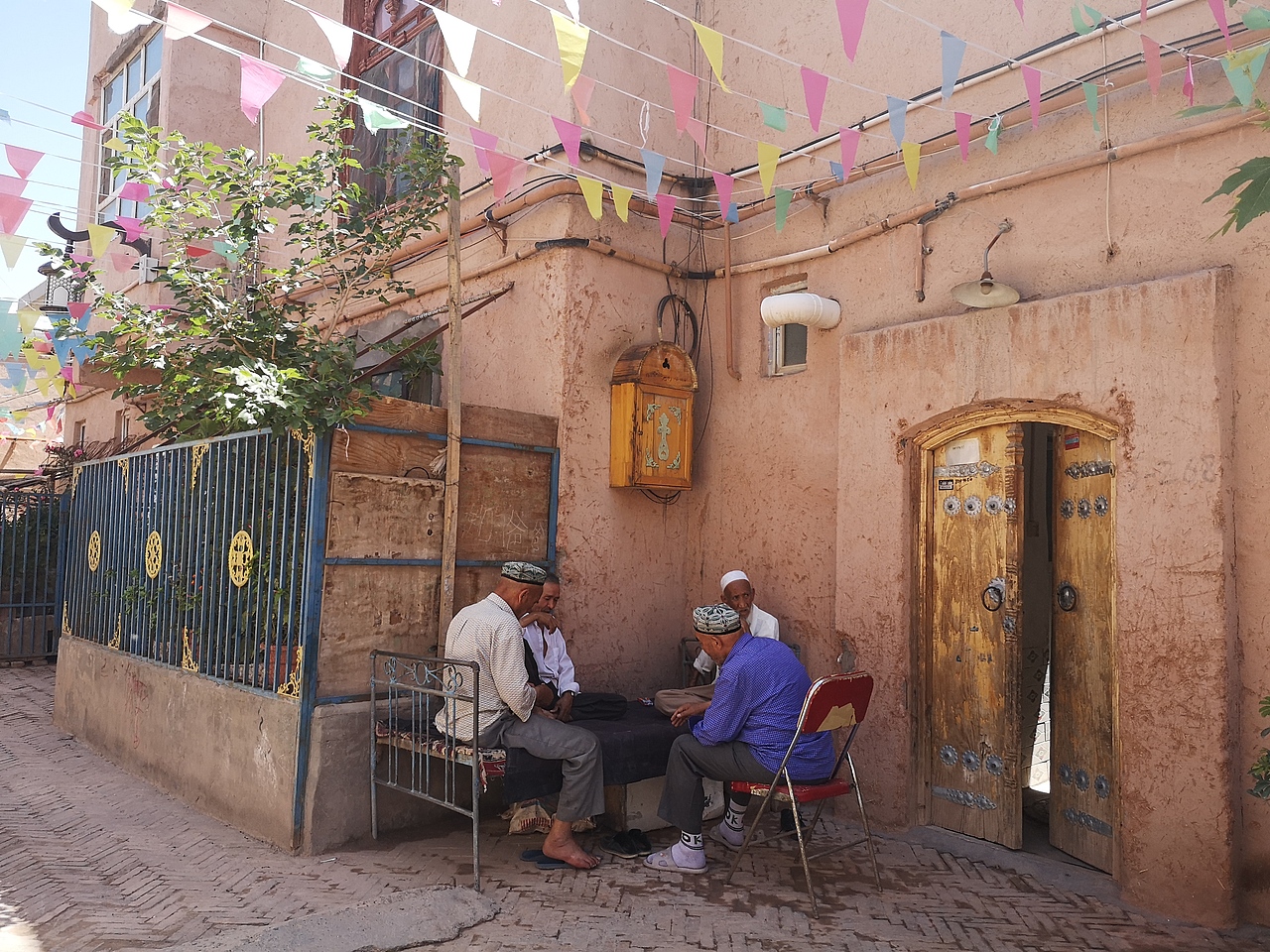 何不到新疆喀什的街头逛一逛,感受那异域风情