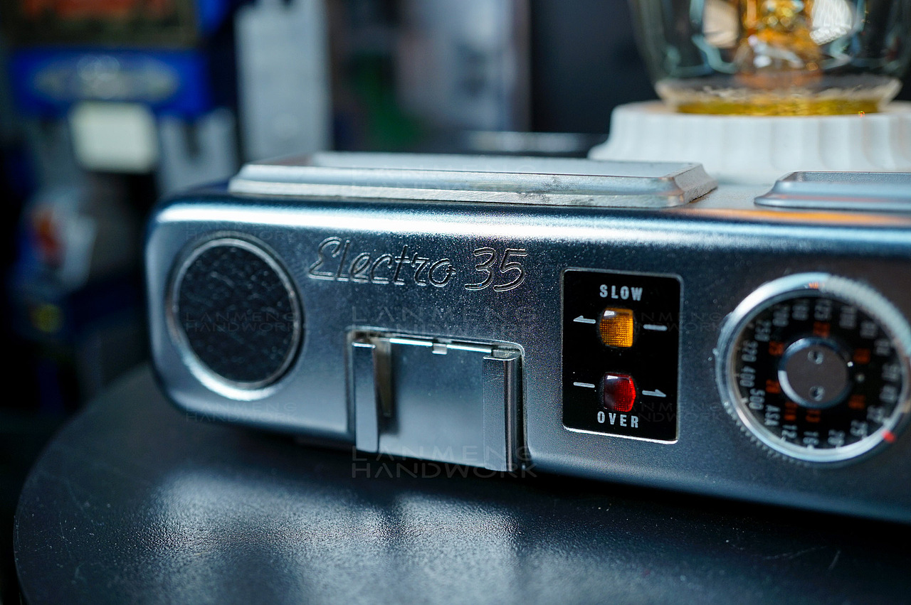 Yashica electro 35 雅西卡胶片旁轴相机台灯氛围灯（图ZMjg4NDE1MDMy） - 生活用品 - 站酷设计师蓝萌手作原创素材 - 站酷ZCOOL