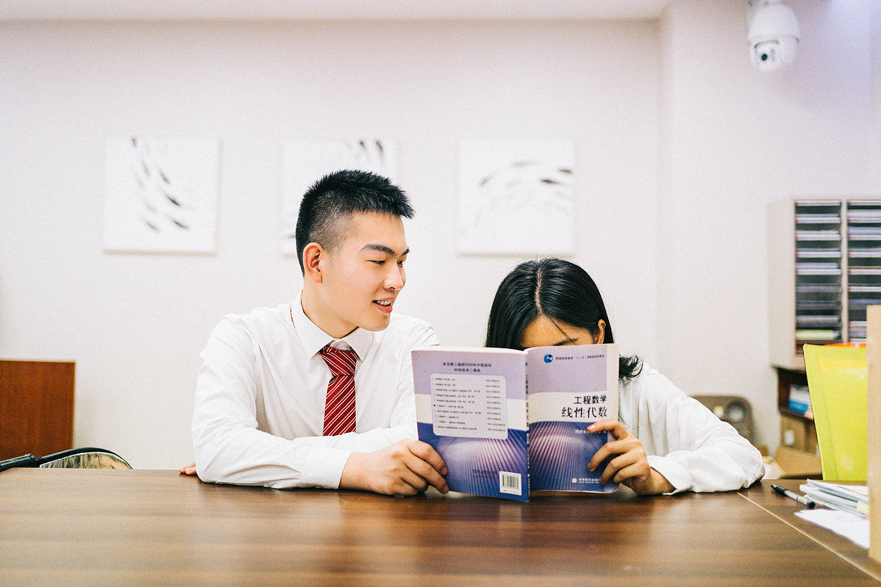 畢業快樂（图ZMjE0OTcxMzUy） - 人像摄影 - 站酷设计师Luteskai原创素材 - 站酷ZCOOL