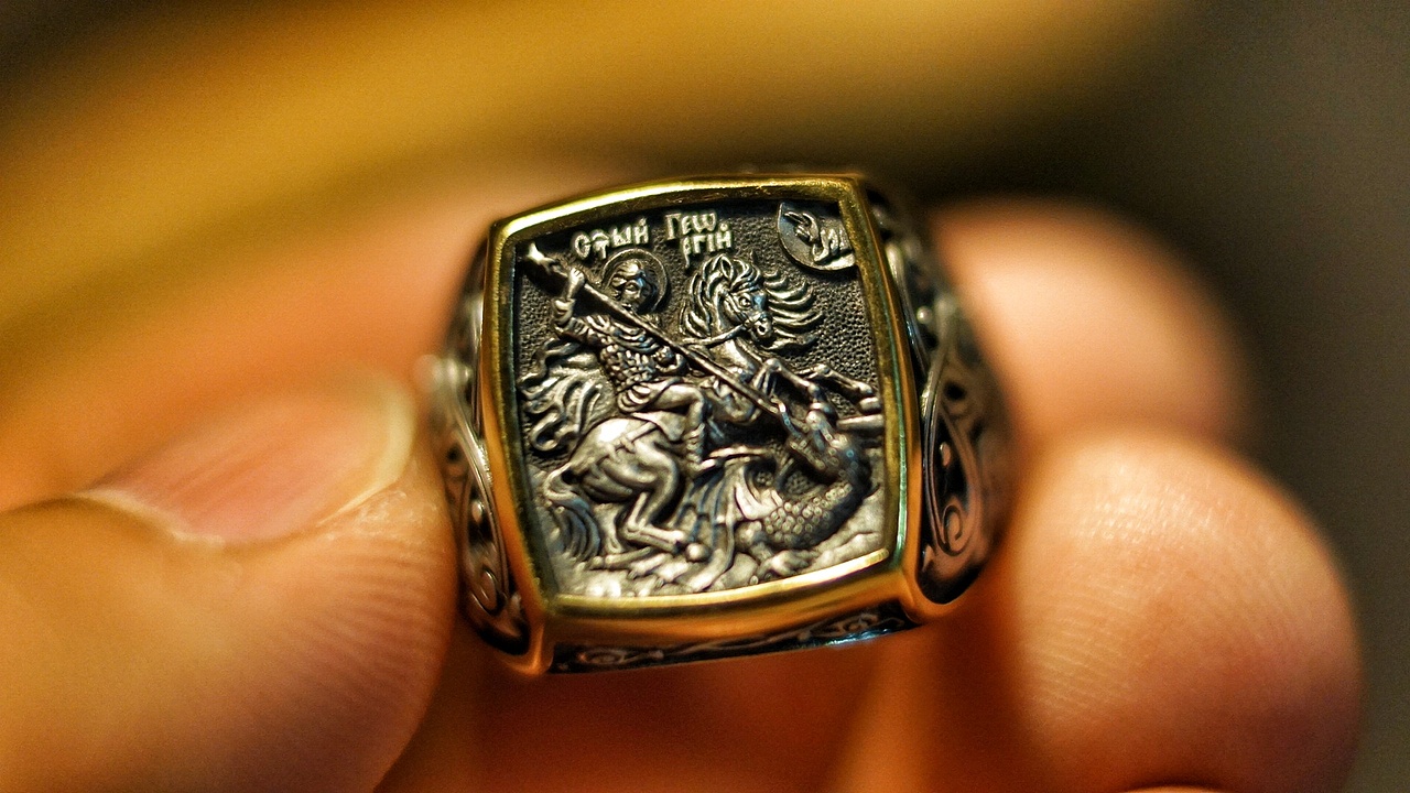 俄罗斯与爱沙尼亚珠宝公司联合出品『圣乔治屠龙』戒指