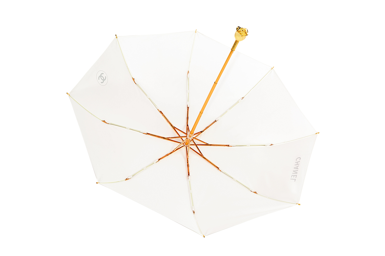 当玫瑰花遇上雨伞 春夏限定｜下雨天也可以让人期待（图ZMzEyMTY2Njky） - 产品摄影 - 站酷设计师影恒视觉小何原创素材 - 站酷ZCOOL