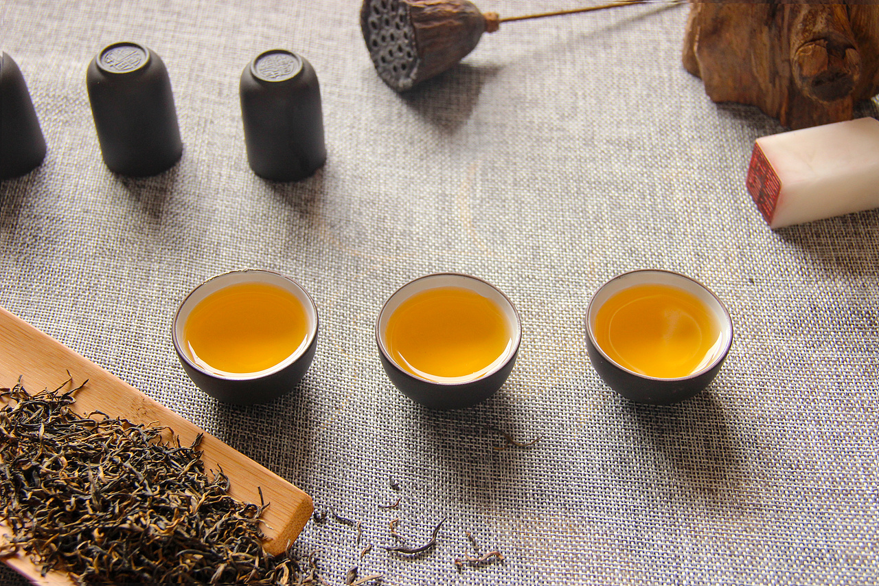 静物摄影-金骏眉 正山小种 黄山毛峰 西湖龙井茶（图ZMTIxNDMwNDI4） - 产品摄影 - 站酷设计师Kir_基尔原创素材 - 站酷ZCOOL