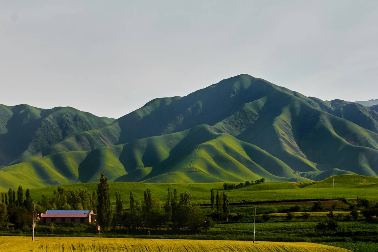 新疆（图ZODI4MzAyNjQ=） - 风光摄影 - 站酷设计师翊yi18原创素材 - 站酷ZCOOL