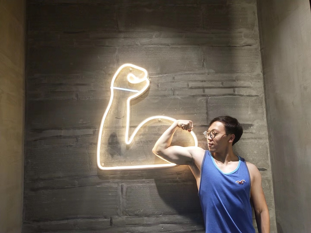 Maxfit运动健身品牌VI及空间延伸