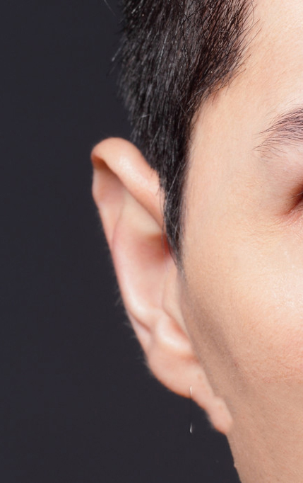 (废话少说,直接上干货)今天我们讲解的是受光的正面脸部的耳朵(如