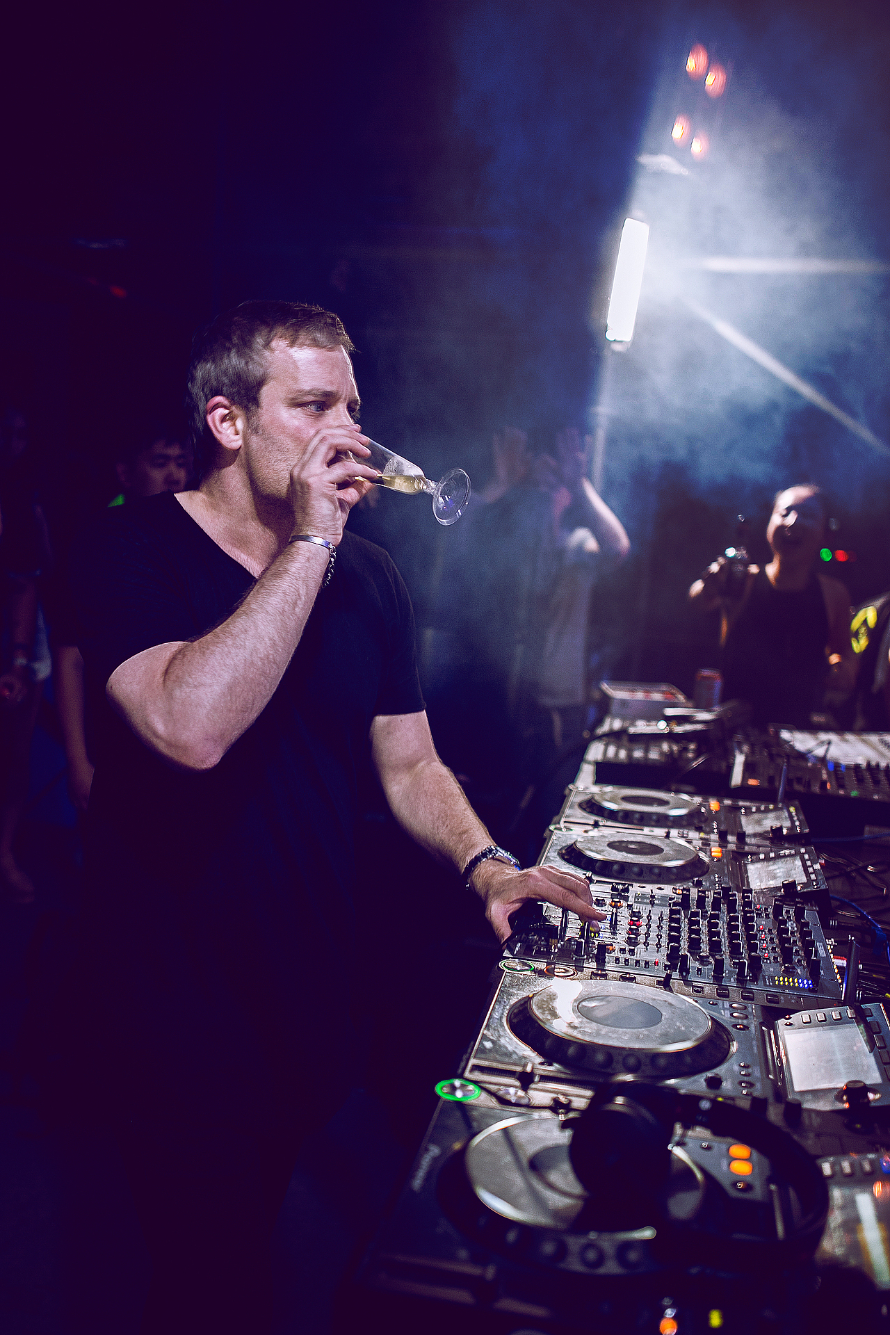 电子音乐节（图ZMTA5NzUzNTgw） - 人像摄影 - 站酷设计师Rex琛原创素材 - 站酷ZCOOL