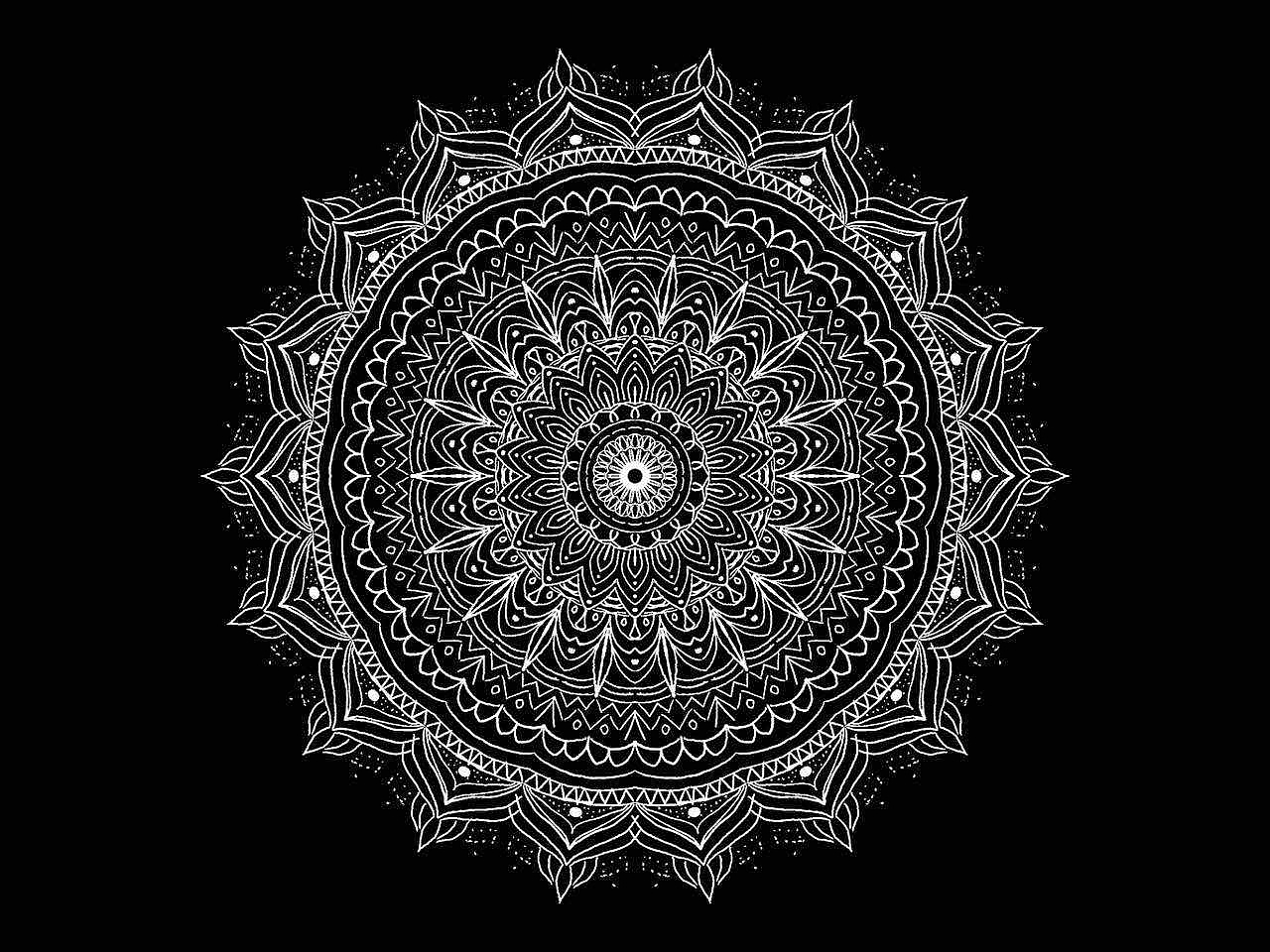 解压的对称图形