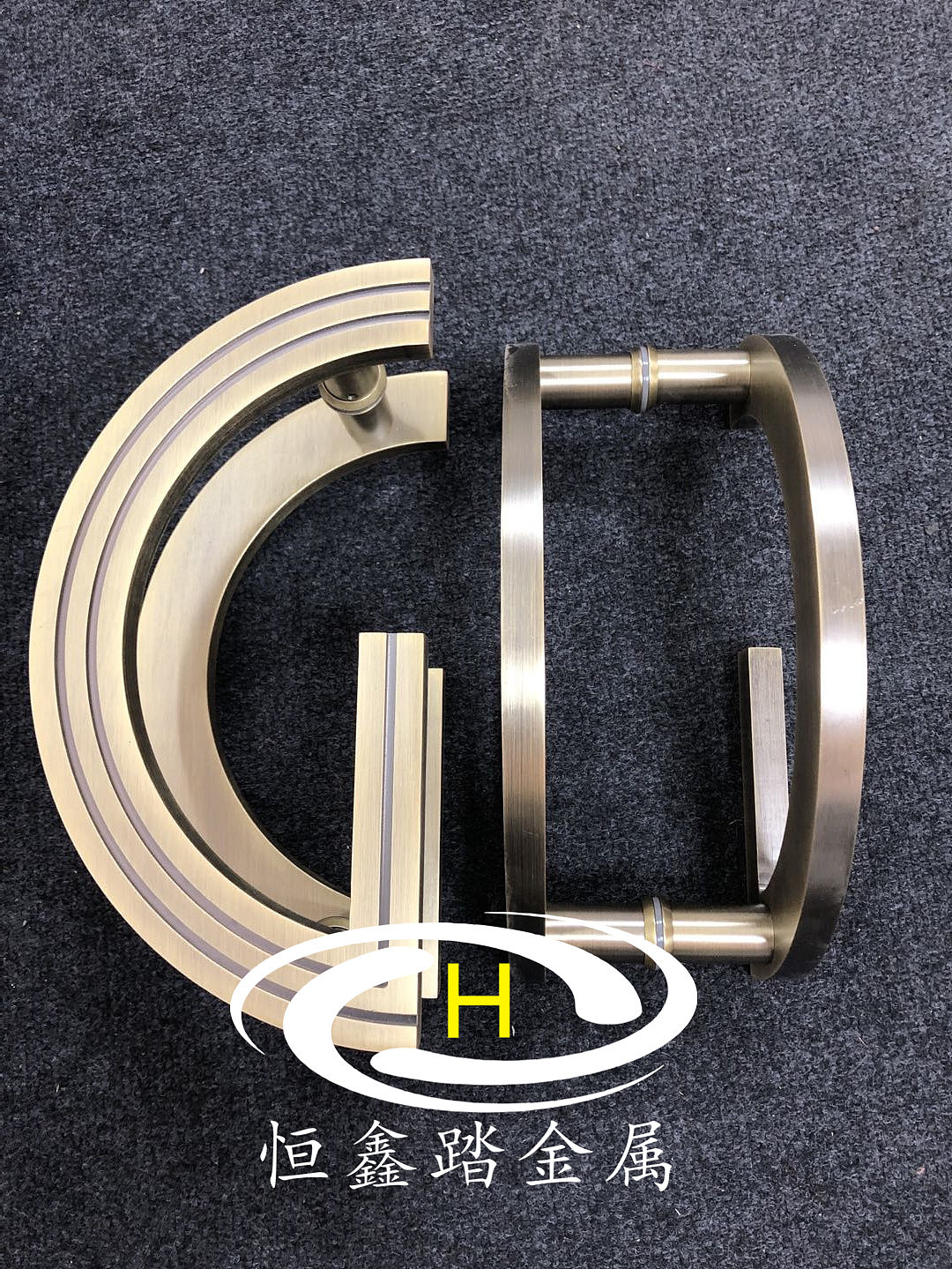 酒店创意铝板浮雕大门拉手铝板雕刻图案拉手厂家细节图