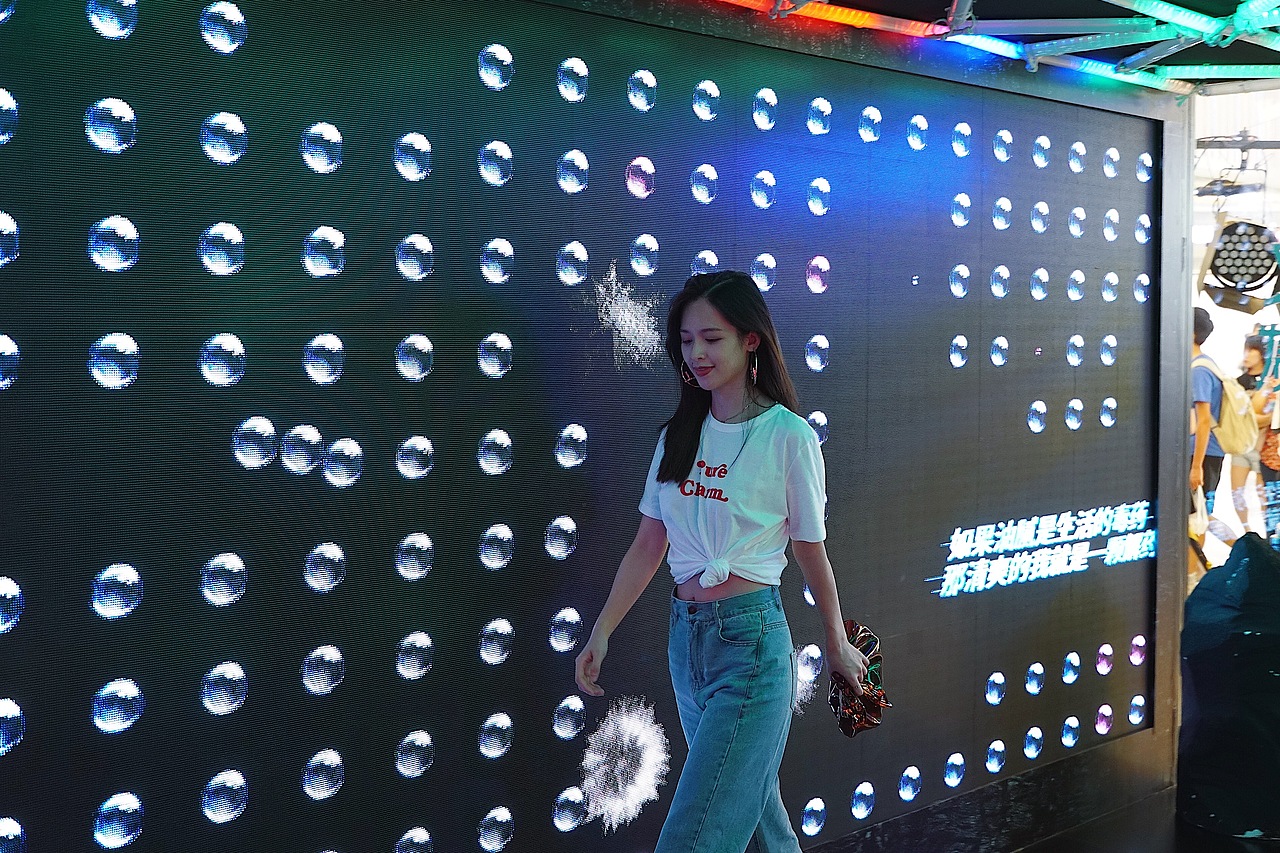 【线下快闪店】天猫×宝洁：炭黑主义，吸走油腻