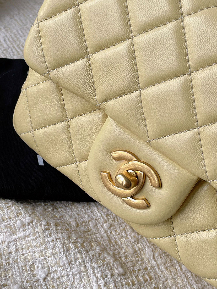 Chanel 小鸡黄金球方胖子