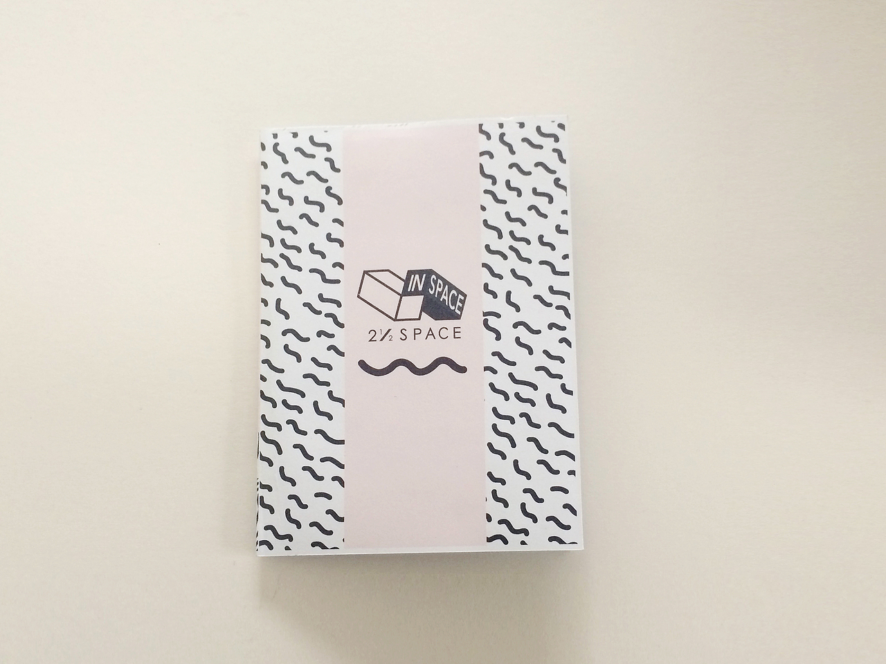 手工zine的设计和装订。（图ZNDQ1MjEzNjg=） - 书籍/画册 - 站酷设计师海牙Hiya原创素材 - 站酷ZCOOL