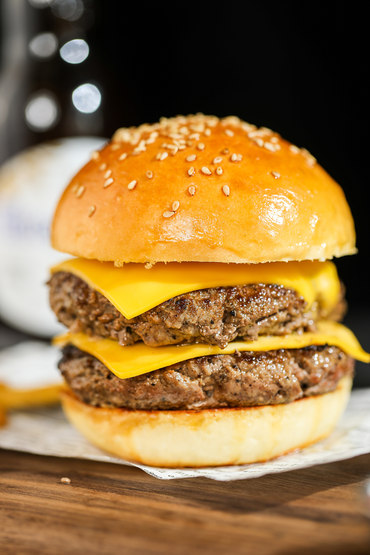 美食摄影丨汉堡 炸鸡 啤酒（图ZMjA3NjYzNDky） - 产品摄影 - 站酷设计师伟世李原创素材 - 站酷ZCOOL