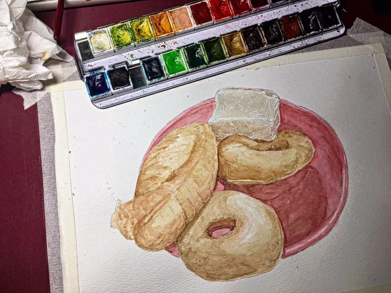 【福州小吃】
马耳、油饼和一块我又不知道叫啥的点心。