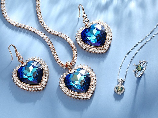蓝背景  豪华水晶套装  海洋之心  施华洛世奇水晶项链