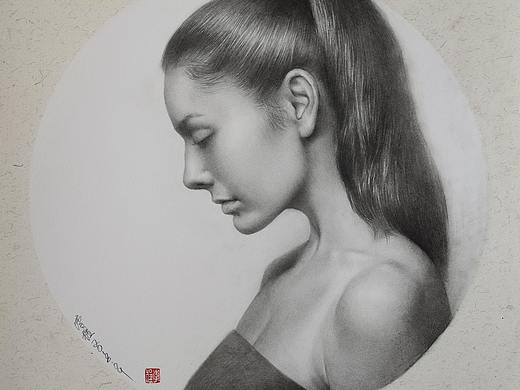 2018几张素描美女