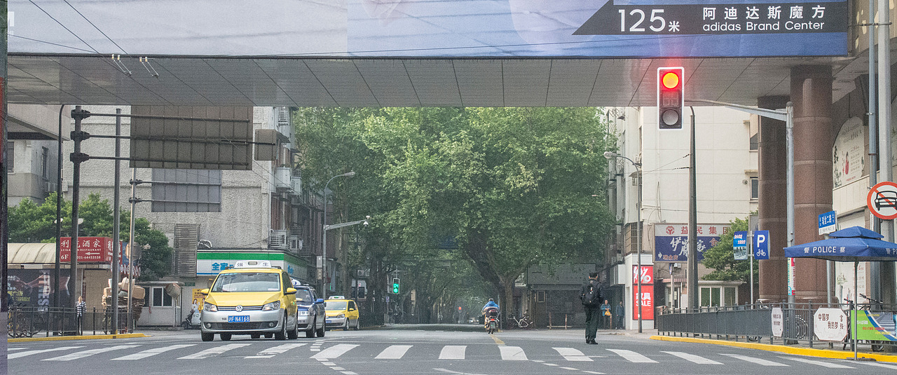 上海凌晨六点半（图ZMTM4MTgzNzQ0） - 人文/纪实摄影 - 站酷设计师来来的Tekapo原创素材 - 站酷ZCOOL