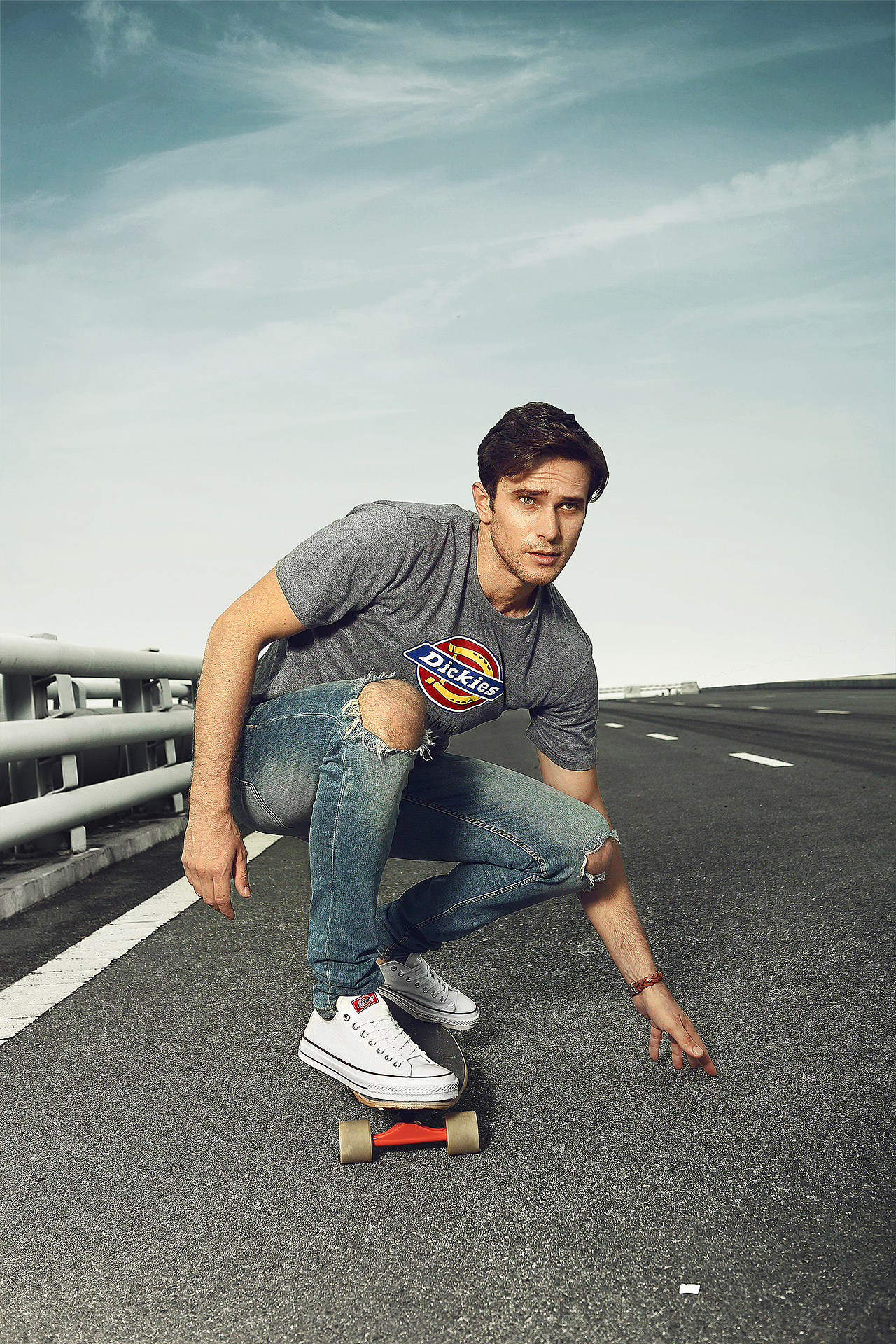 男鞋滑板鞋外模拍摄