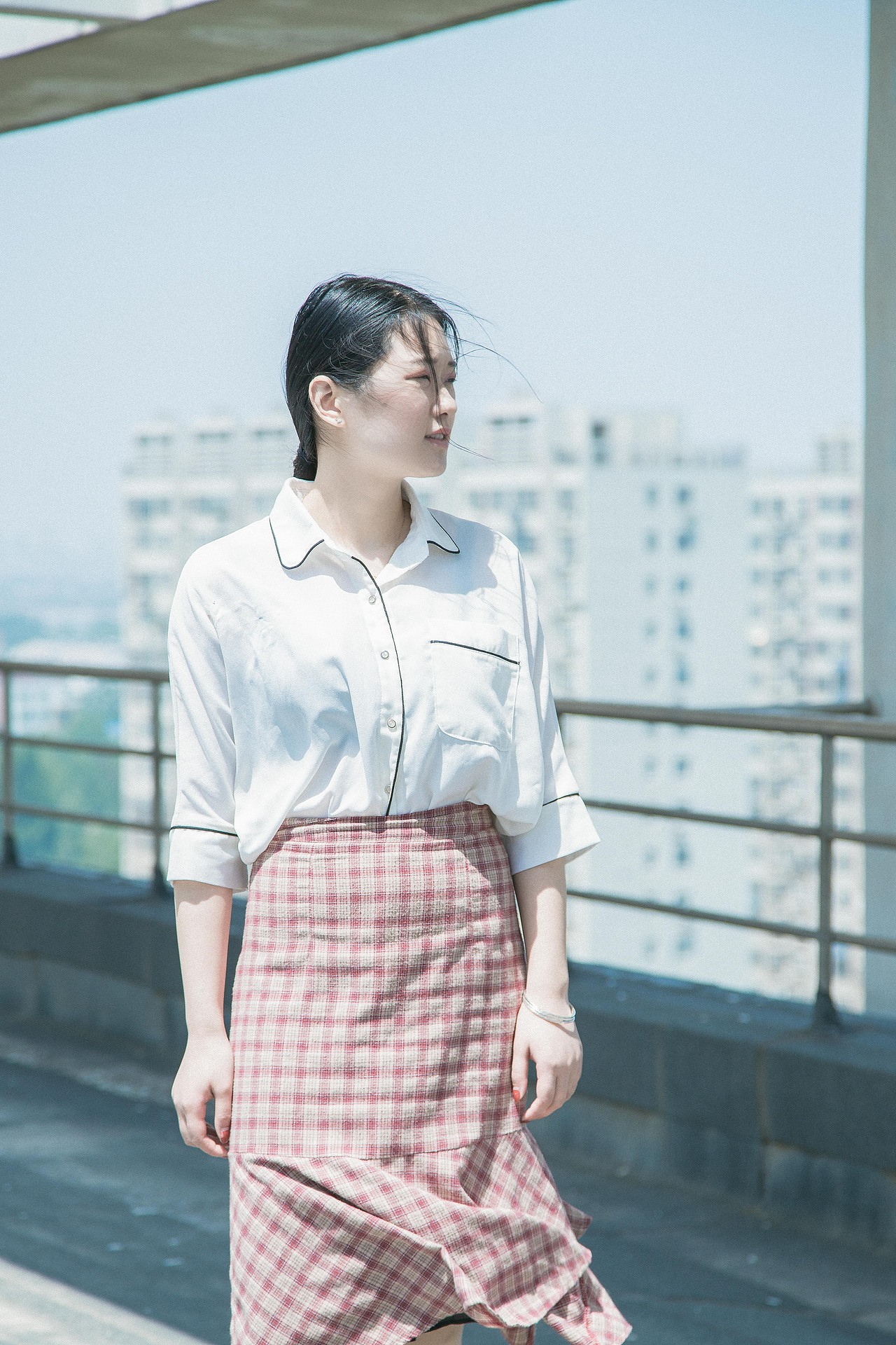 天台&少女（图ZMTEzODE0NDc2） - 人像摄影 - 站酷设计师七月凉风原创素材 - 站酷ZCOOL