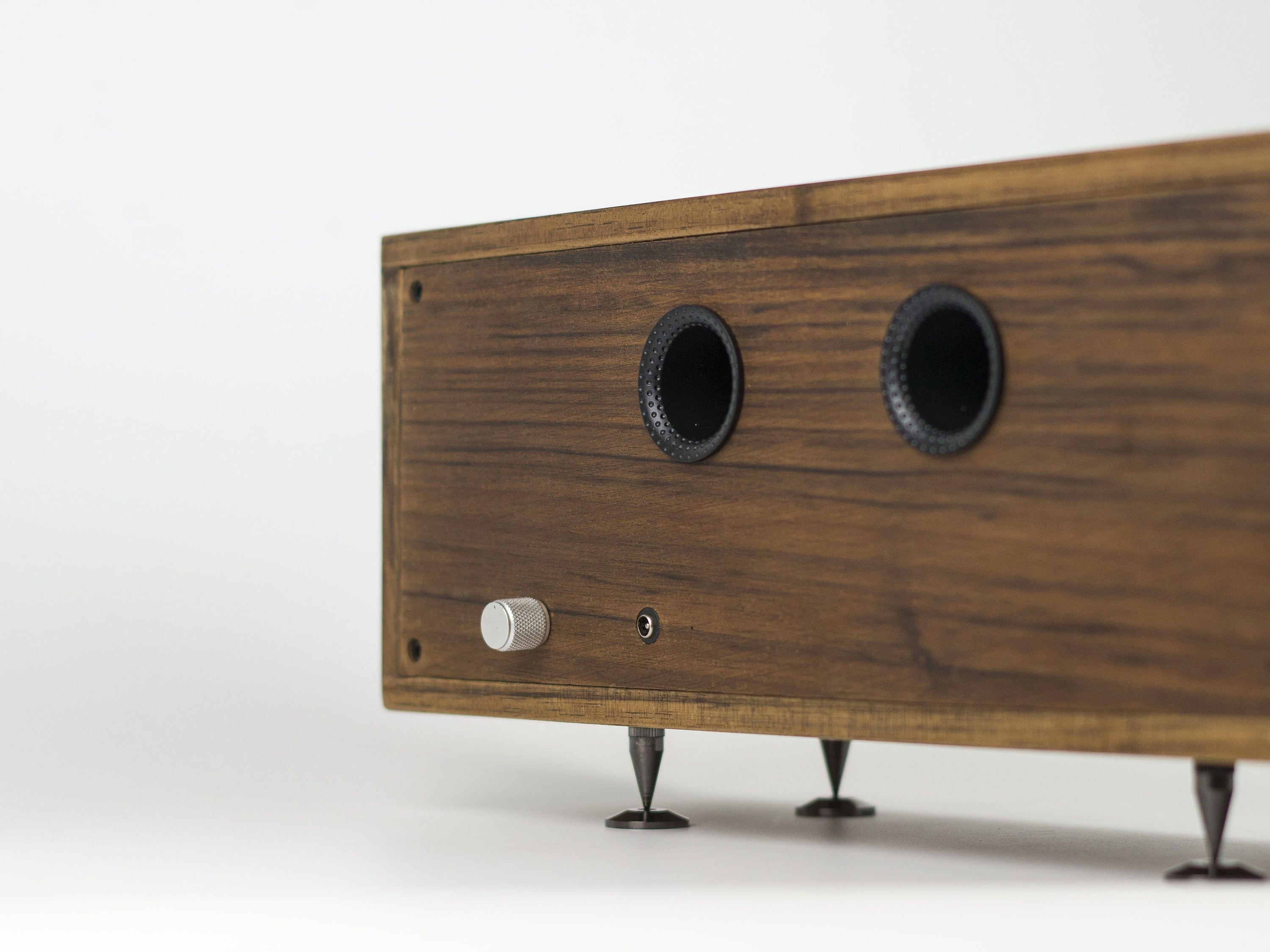 手工实木蓝牙音箱