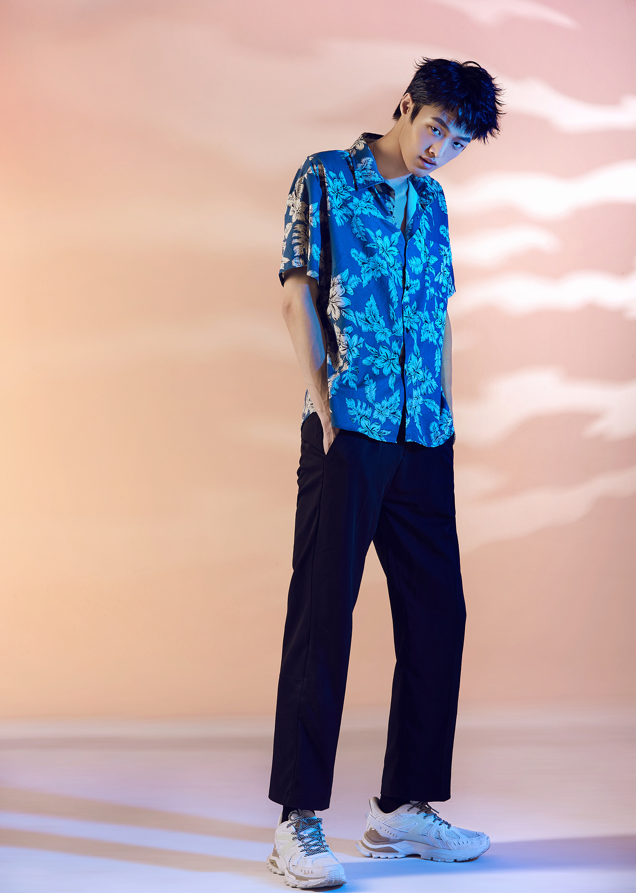 时尚拍摄（图ZMjI4MTkxNDA4） - 人像摄影 - 站酷设计师摄影师木森原创素材 - 站酷ZCOOL