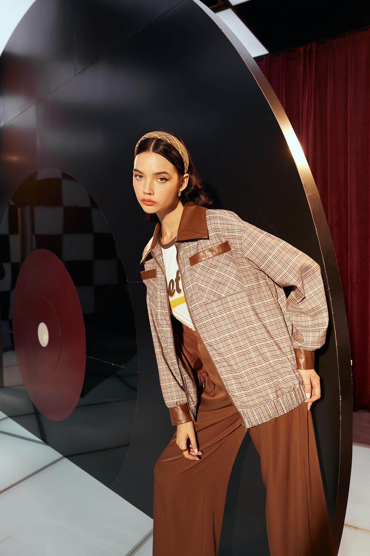 复古学院风（图ZMzM5NTI3MDY0） - 时尚/艺术摄影 - 站酷设计师摄影师April原创素材 - 站酷ZCOOL