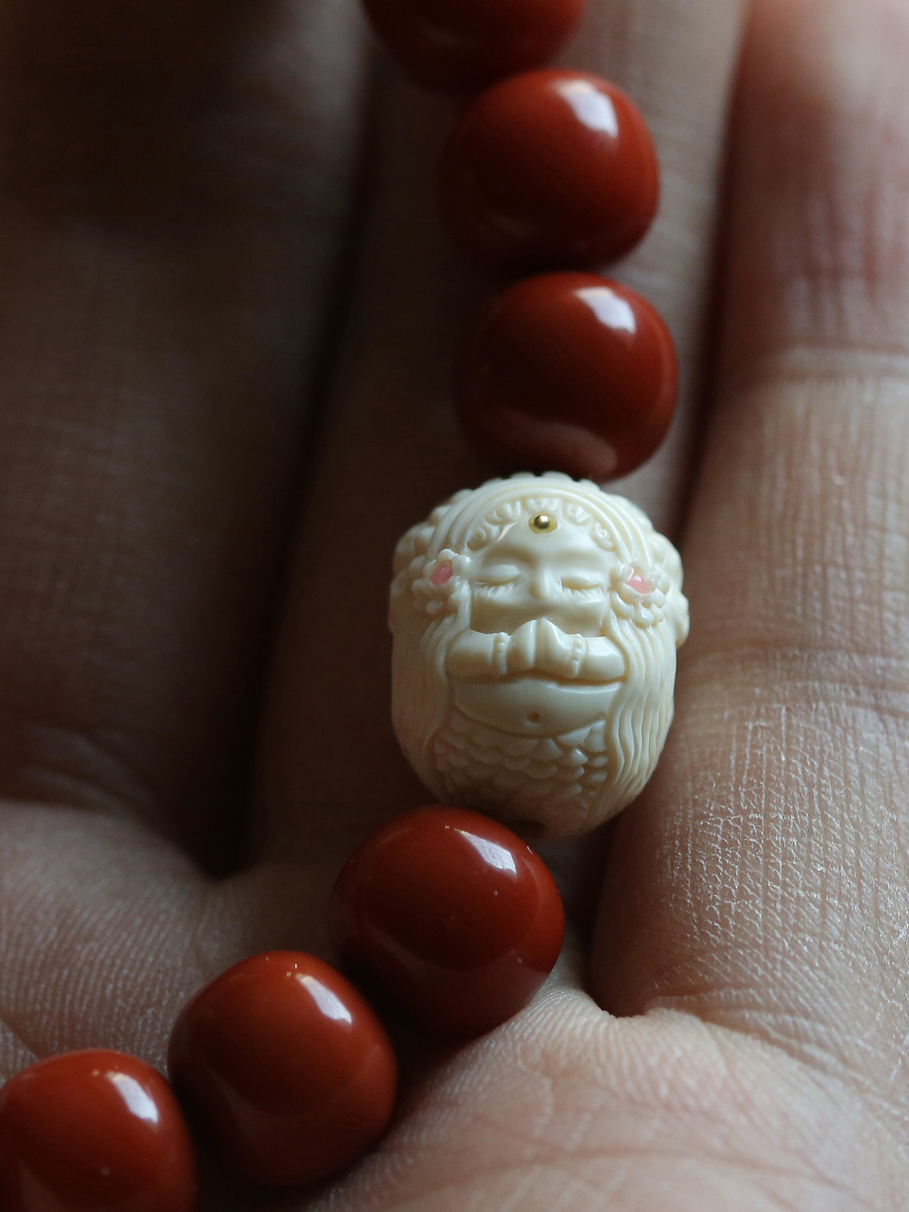 猛犸象牙-珍稀白色黄金：不可再生资源