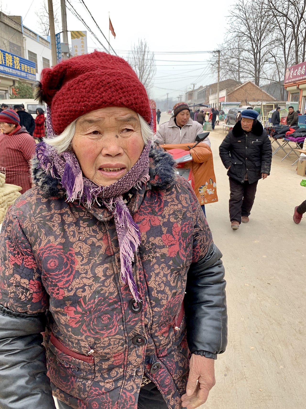 原始街头-记第一次乡镇赶集.|摄影|人文/纪实摄影|Z14389358 - 原创作品 - 站酷 (ZCOOL)