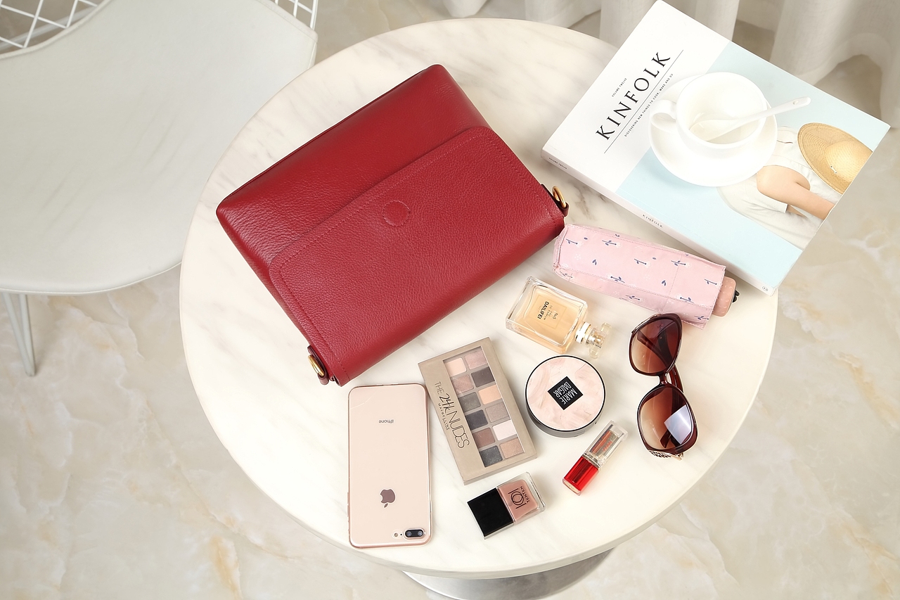 时尚百搭女包摄影网店拍照淘宝拍摄静物拍图场景拍摄（图ZMTg4OTAwNzU2） - 产品摄影 - 站酷设计师广州集映视觉摄影原创素材 - 站酷ZCOOL