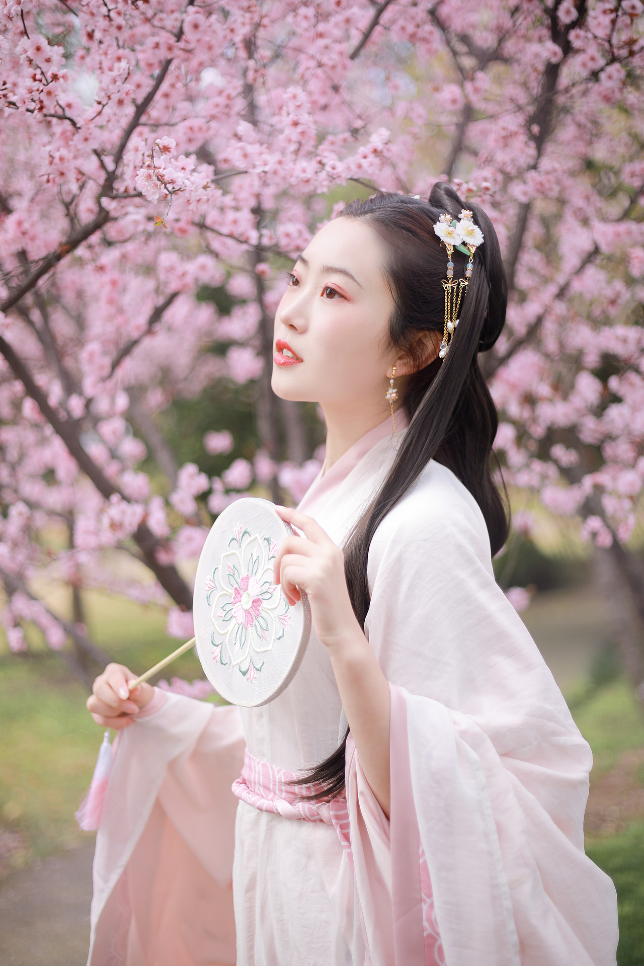 花间事（图ZMTEzOTk5NjMy） - 人像摄影 - 站酷设计师月月大王原创素材 - 站酷ZCOOL