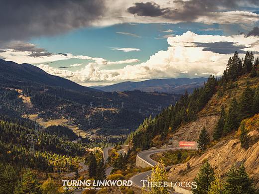 暮色追逐着我 我追逐着梦 且 像风一样自由