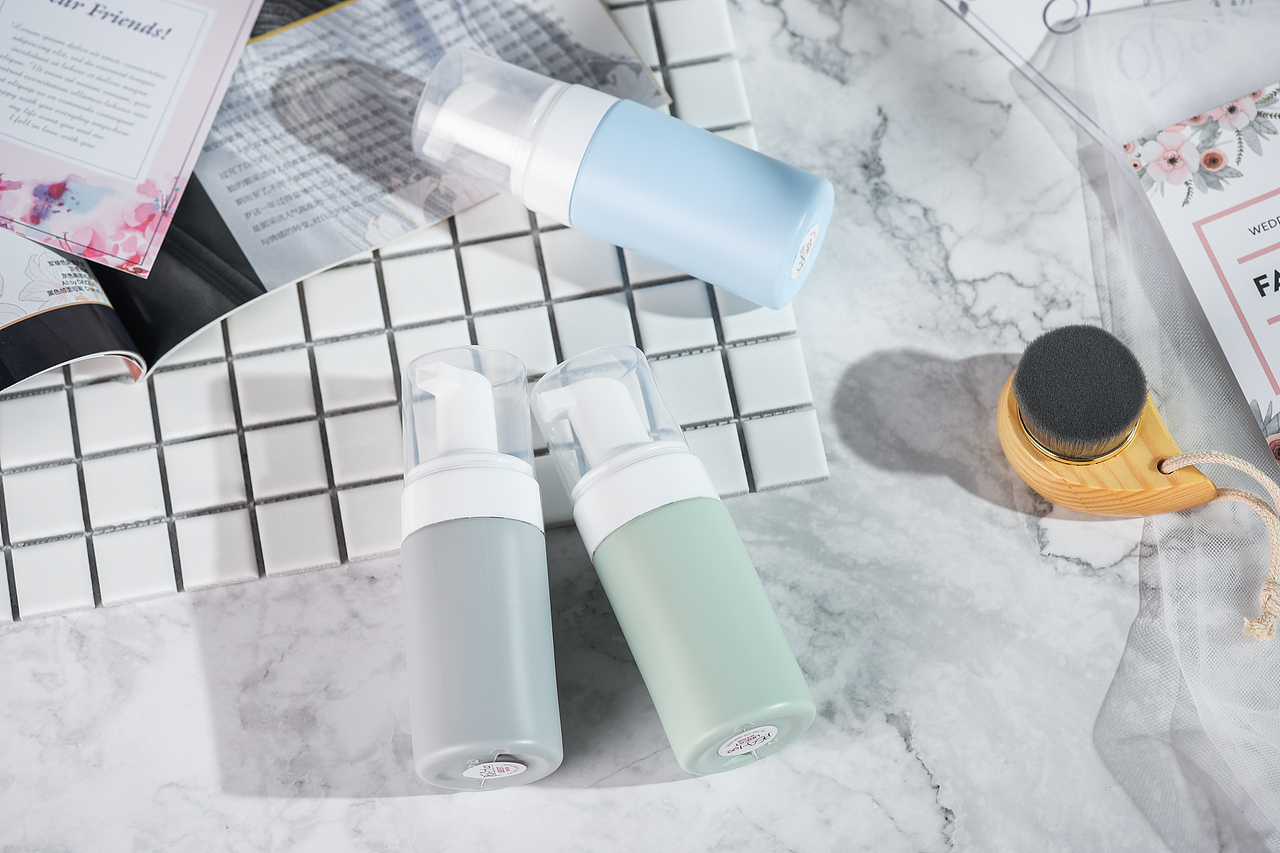 分装瓶简约（图ZMjM2MjM3Njky） - 产品摄影 - 站酷设计师360度回旋拍原创素材 - 站酷ZCOOL