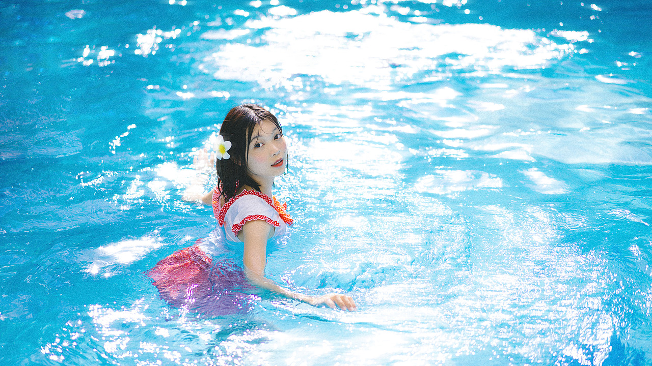 夏日（圖ZMjY0MDEwNjA0） - 人像攝影 - 站酷設(shè)計(jì)師拍照的嘎嘎鴨原創(chuàng)素材 - 站酷ZCOOL