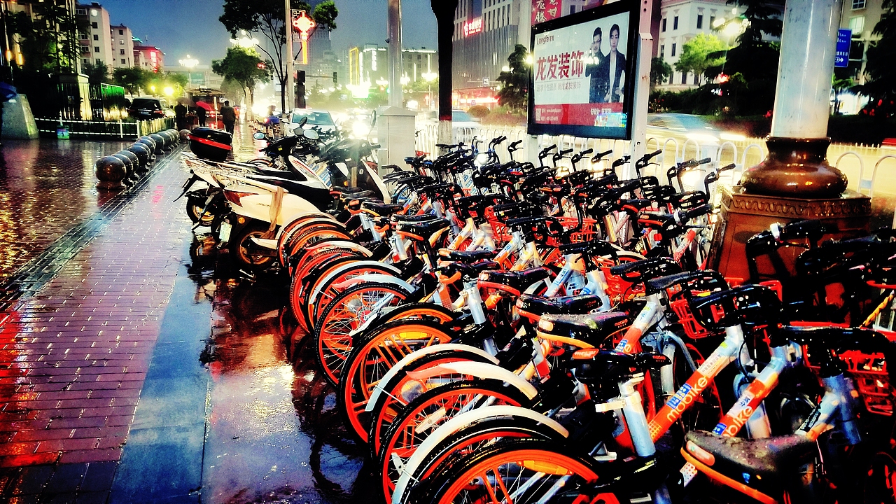 雨中的这座城（图ZMTU3ODcyNDYw） - 风光摄影 - 站酷设计师白小小之小小白原创素材 - 站酷ZCOOL