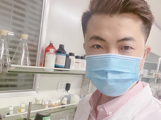 凌云老师Augus凌云护肤老师