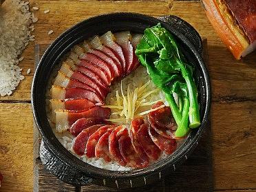 不私藏！这碗灵魂煲仔饭终于出锅了！