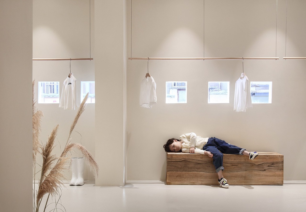 成都办公室设计丨极具品味和独特风格的童装集合店（图ZMjY1NTgzMjYw） - 商业空间设计 - 站酷设计师成都办公室设计丨原创素材 - 站酷ZCOOL