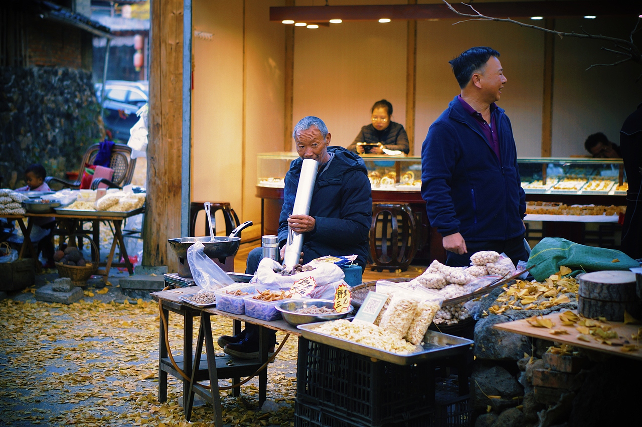 腾冲银杏村（图ZMjM1ODYyNjYw） - 人文/纪实摄影 - 站酷设计师烂手机换盆原创素材 - 站酷ZCOOL